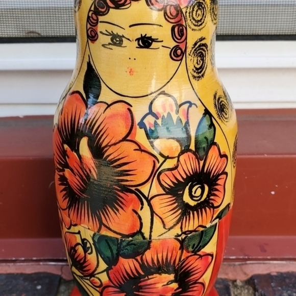 Vintage Russian Matroyska nesting dolls - Picture 2 of 6